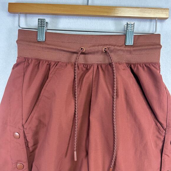 Woman's‎ Nike High Rise NSW Shorts- Size XS Athletic Active - Picture 6 of 11